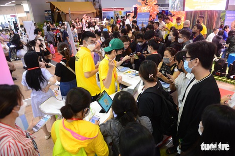 Hội chợ du lịch quốc tế TP.HCM: Khách hàng lưu tâm các tour nước ngoài - Ảnh 1. Hội chợ du lịch quốc tế TP.HCM: Khách hàng lưu tâm các tour nước ngoài - Ảnh 1.