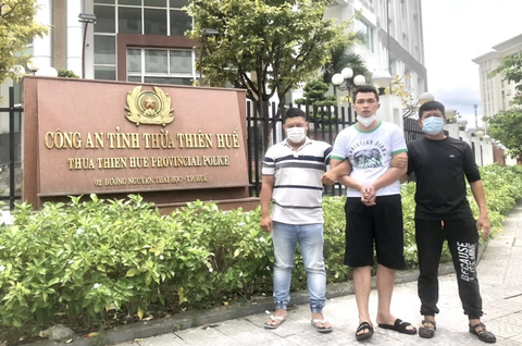 Trinh sát bắt nghi phạm cướp giật tài sản nhiều lần ở TP.HCM khi đang lẩn trốn tại Huế - Ảnh 1. Trinh sát bắt nghi phạm cướp giật tài sản nhiều lần ở TP.HCM khi đang lẩn trốn tại Huế - Ảnh 1.