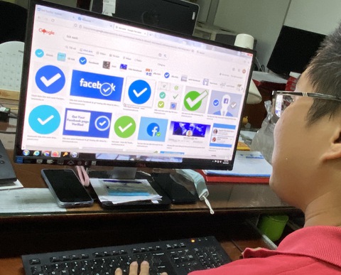 Bát nháo thị trường tích xanh Facebook - Ảnh 1. Bát nháo thị trường tích xanh Facebook - Ảnh 1.