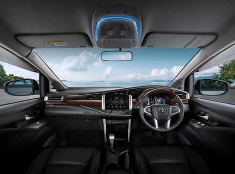 Toyota Innova 2023 đổi tên, có thể thành bản MPV 7 chỗ của Corolla Cross - Ảnh 2. Toyota Innova 2023 đổi tên, có thể thành bản MPV 7 chỗ của Corolla Cross - Ảnh 2.