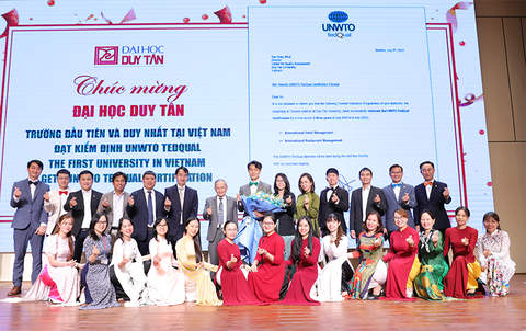 Nguyên Thứ trưởng Hàn Quốc làm Hiệu trưởng Trường Du lịch, ĐH Duy Tân - Ảnh 3. Nguyên Thứ trưởng Hàn Quốc làm Hiệu trưởng Trường Du lịch, ĐH Duy Tân - Ảnh 3.
