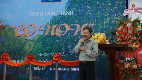 Cọ non của người làm báo - Ảnh 2. Cọ non của người làm báo - Ảnh 2.