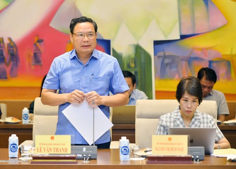 TP.HCM, Hà Nội đứng đầu về số tiền hỗ trợ từ quỹ bảo hiểm thất nghiệp - Ảnh 1. TP.HCM, Hà Nội đứng đầu về số tiền hỗ trợ từ quỹ bảo hiểm thất nghiệp - Ảnh 1.