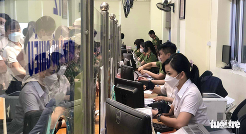 Bộ Công an: Sẽ in thông tin nơi sinh vào mục bị chú của hộ chiếu - Ảnh 1. Bộ Công an: Sẽ in thông tin nơi sinh vào mục bị chú của hộ chiếu - Ảnh 1.