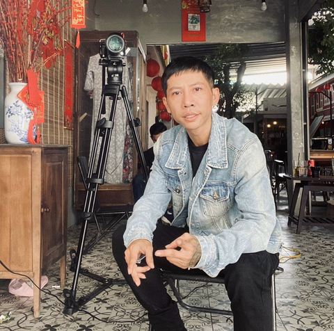 Lương Thùy Linh tốt nghiệp đại học loại xuất sắc; Vì sao Thoại Mỹ bật khóc? - Ảnh 6. Lương Thùy Linh tốt nghiệp đại học loại xuất sắc; Vì sao Thoại Mỹ bật khóc? - Ảnh 6.