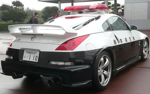 Những xe cảnh sát đỉnh nhất thế giới - Ảnh 5. Những xe cảnh sát đỉnh nhất thế giới - Ảnh 5.