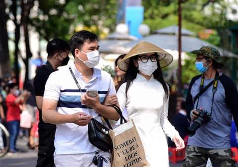 Người không tiêm được vắc xin còn biện pháp nào chống lại COVID-19? - Ảnh 3. Người không tiêm được vắc xin còn biện pháp nào chống lại COVID-19? - Ảnh 3.
