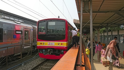 Indonesia đấu giá quyền đặt tên hàng loạt nhà ga đường sắt - Ảnh 1. Indonesia đấu giá quyền đặt tên hàng loạt nhà ga đường sắt - Ảnh 1.