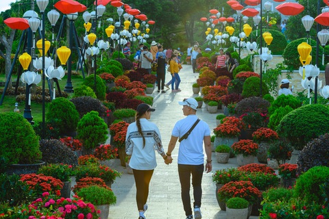 Hội trăng rằm Vân Sơn ghi dấu ấn sức hút du lịch Tây Ninh - Ảnh 4. Hội trăng rằm Vân Sơn ghi dấu ấn sức hút du lịch Tây Ninh - Ảnh 4.