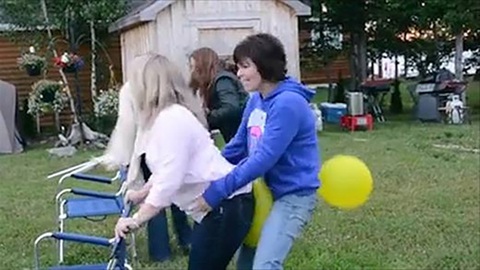 Thêm một vụ team building gây xôn xao cõi mạng khi người chơi lộ hàng - Ảnh 4. Thêm một vụ team building gây xôn xao cõi mạng khi người chơi lộ hàng - Ảnh 4.