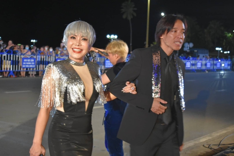 Quyền Linh, Việt Hương và dàn người đẹp VTV đổ bộ thảm đỏ Cánh diều 2021 - Ảnh 7. Quyền Linh, Việt Hương và dàn người đẹp VTV đổ bộ thảm đỏ Cánh diều 2021 - Ảnh 7.