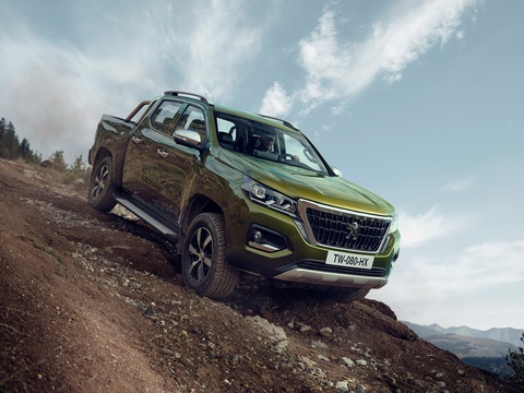 Bán tải Peugeot Landtrek về Đông Nam Á, cạnh tranh Hilux, Ranger - Ảnh 5. Bán tải Peugeot Landtrek về Đông Nam Á, cạnh tranh Hilux, Ranger - Ảnh 5.
