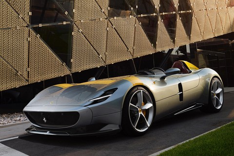 Cách tỉ phú fake đi lừa tiền của giới triệu phú trên danh nghĩa ‘bán suất mua xe Ferrari’ - Ảnh 6. Cách tỉ phú fake đi lừa tiền của giới triệu phú trên danh nghĩa ‘bán suất mua xe Ferrari’ - Ảnh 6.
