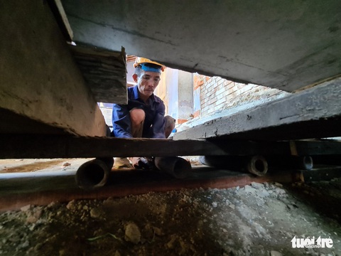 Cận cảnh ‘thần đèn’ di dời chánh điện chùa Diệu Đế nặng 1.000 tấn ở Huế - Ảnh 7. Cận cảnh ‘thần đèn’ di dời chánh điện chùa Diệu Đế nặng 1.000 tấn ở Huế - Ảnh 7.