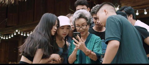Nghệ sĩ Trọng Trinh và Chí Trung: Từ oan gia thành... ‘Thông gia ngõ hẹp’ - Ảnh 3. Nghệ sĩ Trọng Trinh và Chí Trung: Từ oan gia thành... ‘Thông gia ngõ hẹp’ - Ảnh 3.