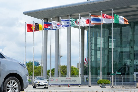 Nhiều đại biểu tham dự hội thảo Sự chuyển dịch chuỗi cung ứng - cơ hội cho doanh nghiệp Việt Nam - Ảnh 2. Nhiều đại biểu tham dự hội thảo Sự chuyển dịch chuỗi cung ứng - cơ hội cho doanh nghiệp Việt Nam - Ảnh 2.