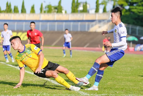 Không thể giải quyết nợ lương thưởng, CLB Cần Thơ có thể bỏ giải hạng nhất - Ảnh 2. Không thể giải quyết nợ lương thưởng, CLB Cần Thơ có thể bỏ giải hạng nhất - Ảnh 2.
