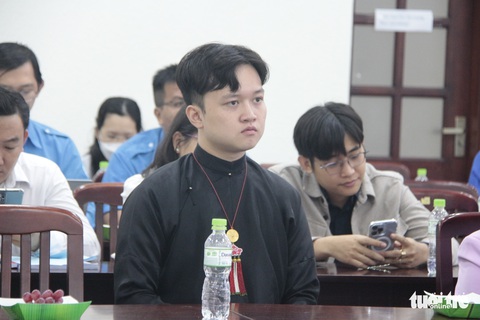 Không quay lưng với lịch sử và văn hóa nước nhà - Ảnh 3. Không quay lưng với lịch sử và văn hóa nước nhà - Ảnh 3.