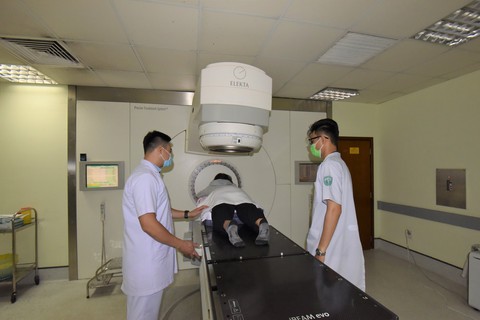 Ra mắt Viện Ung bướu và Y học hạt nhân - Ảnh 4. Ra mắt Viện Ung bướu và Y học hạt nhân - Ảnh 4.