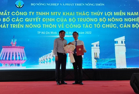 Phải quản lý, giám sát chặt hoạt động khai thác cát tại hồ Dầu Tiếng - Ảnh 1. Phải quản lý, giám sát chặt hoạt động khai thác cát tại hồ Dầu Tiếng - Ảnh 1.