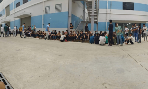 Hơn 500 công nhân Công ty điện tử BYD Việt Nam bức xúc, ngừng việc - Ảnh 1. Hơn 500 công nhân Công ty điện tử BYD Việt Nam bức xúc, ngừng việc - Ảnh 1.