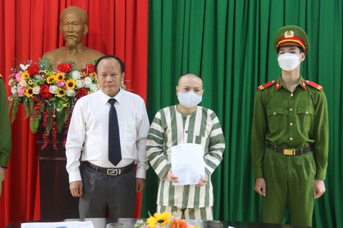 Tử tù Đặng Văn Hiến: Đây là cơ hội để tôi làm lại cuộc đời - Ảnh 1. Tử tù Đặng Văn Hiến: Đây là cơ hội để tôi làm lại cuộc đời - Ảnh 1.
