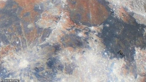 Xem ảnh sao chổi Leonard thắng cuộc thi Nhiếp ảnh gia thiên văn học của năm - Ảnh 6. Xem ảnh sao chổi Leonard thắng cuộc thi Nhiếp ảnh gia thiên văn học của năm - Ảnh 6.