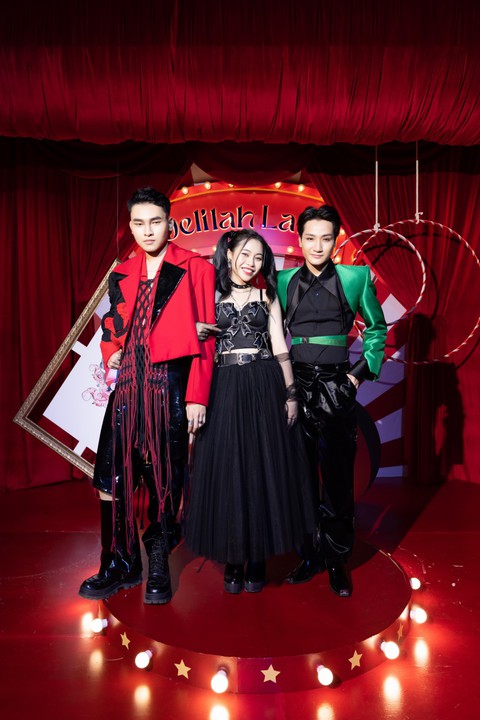 Sao Việt nô nức hóa trang Drag Queen trẩy hội cùng Thanh Duy trong Delilah Land - Ảnh 14. Sao Việt nô nức hóa trang Drag Queen trẩy hội cùng Thanh Duy trong Delilah Land - Ảnh 14.