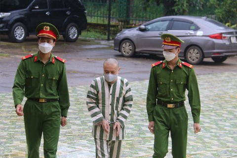 Tử tù Đặng Văn Hiến: Đây là cơ hội để tôi làm lại cuộc đời - Ảnh 2. Tử tù Đặng Văn Hiến: Đây là cơ hội để tôi làm lại cuộc đời - Ảnh 2.