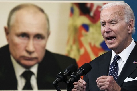 Ông Biden cảnh báo ông Putin không dùng vũ khí hạt nhân ở Ukraine - Ảnh 1. Ông Biden cảnh báo ông Putin không dùng vũ khí hạt nhân ở Ukraine - Ảnh 1.