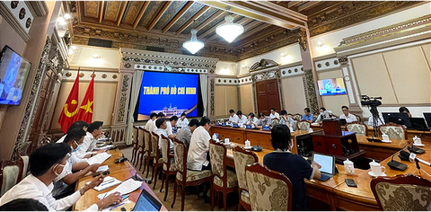 Thủ tướng: ‘Rất bức xúc về tình trạng ách tắc giao thông ở TP.HCM và Hà Nội’ - Ảnh 2. Thủ tướng: ‘Rất bức xúc về tình trạng ách tắc giao thông ở TP.HCM và Hà Nội’ - Ảnh 2.