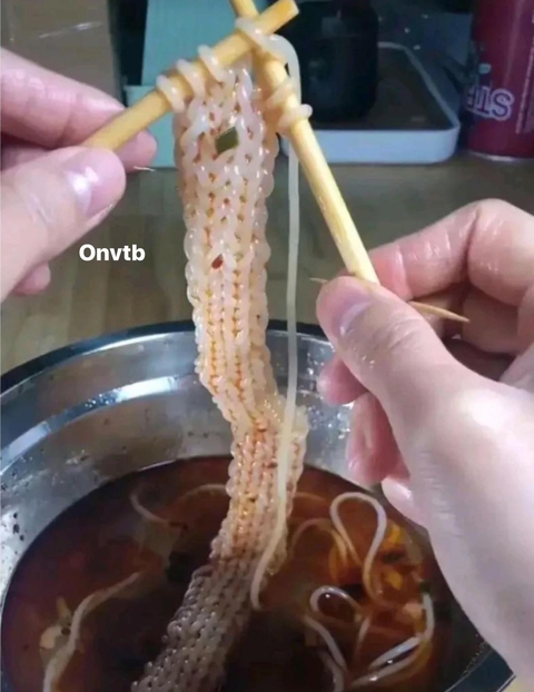 Ảnh vui 18-9: Tìm điểm khác nhau giữa hai bức hình - Ảnh 2. Ảnh vui 18-9: Tìm điểm khác nhau giữa hai bức hình - Ảnh 2.