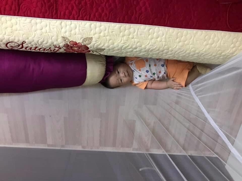Ảnh vui 18-9: Tìm điểm khác nhau giữa hai bức hình - Ảnh 5. Ảnh vui 18-9: Tìm điểm khác nhau giữa hai bức hình - Ảnh 5.