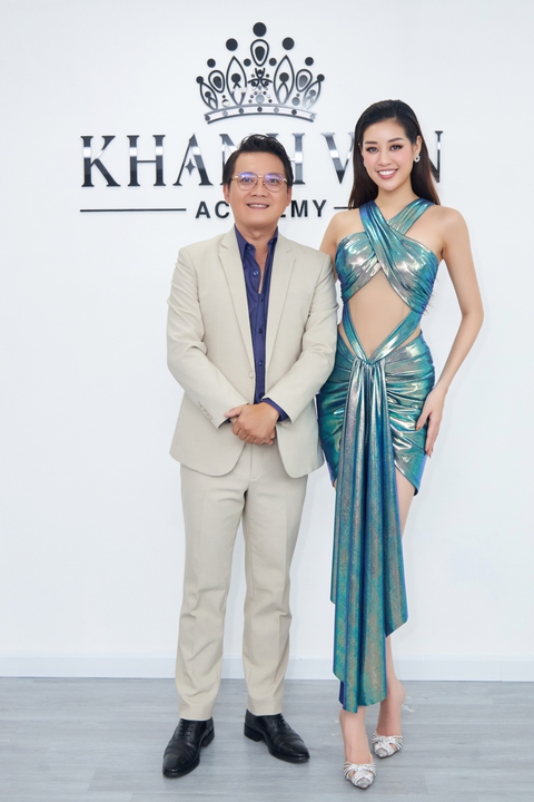 Hoa hậu Khánh Vân thử sức đào tạo hoa hậu - Ảnh 2. Hoa hậu Khánh Vân thử sức đào tạo hoa hậu - Ảnh 2.