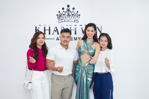Hoa hậu Khánh Vân thử sức đào tạo hoa hậu - Ảnh 7. Hoa hậu Khánh Vân thử sức đào tạo hoa hậu - Ảnh 7.