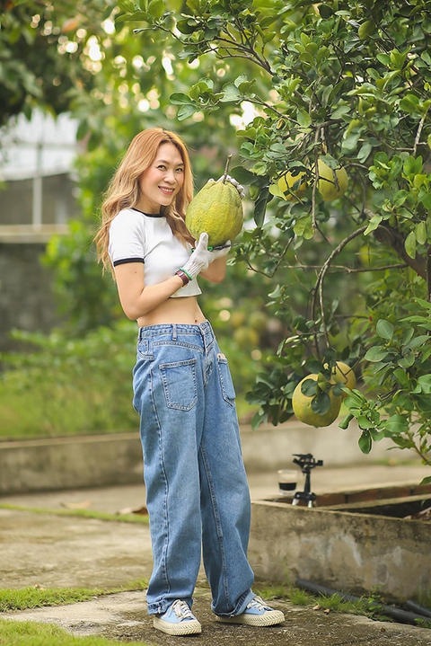 Ảnh vui sao Việt 19-9: Hồng Nhung cưỡi mô tô siêu ‘ngầu’ - Ảnh 3. Ảnh vui sao Việt 19-9: Hồng Nhung cưỡi mô tô siêu ‘ngầu’ - Ảnh 3.
