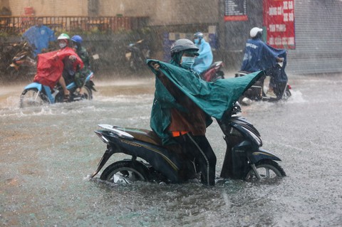 Thời tiết ngày 19-9: Nam Bộ chiều tối có mưa, Bắc Bộ sáng có sương mù - Ảnh 1. Thời tiết ngày 19-9: Nam Bộ chiều tối có mưa, Bắc Bộ sáng có sương mù - Ảnh 1.