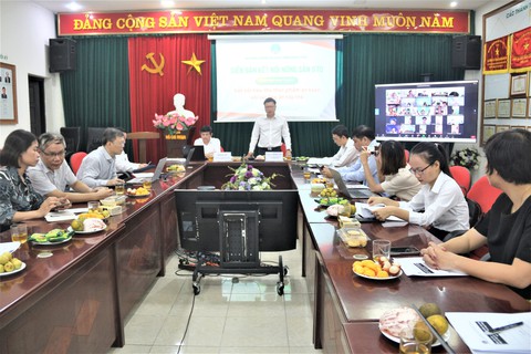 Bếp ăn ký hợp đồng mua 500kg thịt nhưng thực tế chỉ lấy 100kg, còn 400kg lấy nguồn khác - Ảnh 1. Bếp ăn ký hợp đồng mua 500kg thịt nhưng thực tế chỉ lấy 100kg, còn 400kg lấy nguồn khác - Ảnh 1.