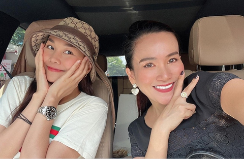Ảnh vui sao Việt 20-9: Mỹ Tâm thư giãn khi làm vườn - Ảnh 8. Ảnh vui sao Việt 20-9: Mỹ Tâm thư giãn khi làm vườn - Ảnh 8.