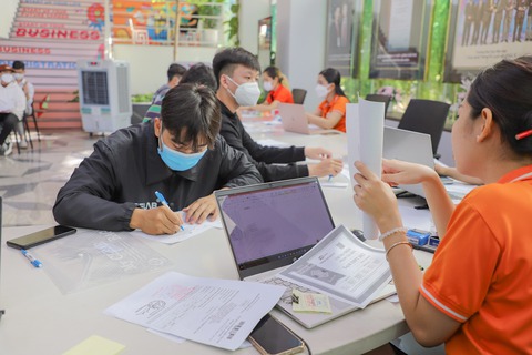 Thêm nhiều trường đại học xét tuyển bổ sung, có ngành điểm sàn chỉ 14 - Ảnh 1. Thêm nhiều trường đại học xét tuyển bổ sung, có ngành điểm sàn chỉ 14 - Ảnh 1.