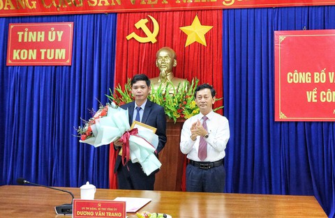 Bầu bổ sung chức chủ tịch huyện Kon Plông - Ảnh 1. Bầu bổ sung chức chủ tịch huyện Kon Plông - Ảnh 1.