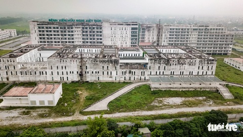 Cận cảnh 2 bệnh viện ngàn tỉ chậm tiến độ 7 năm và chưa biết khi nào mới đón bệnh nhân - Ảnh 3. Cận cảnh 2 bệnh viện ngàn tỉ chậm tiến độ 7 năm và chưa biết khi nào mới đón bệnh nhân - Ảnh 3.