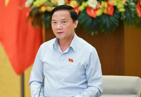 Nhân viên y tế chạy từ công sang tư vẫn đóng góp cho đất nước - Ảnh 1. Nhân viên y tế chạy từ công sang tư vẫn đóng góp cho đất nước - Ảnh 1.