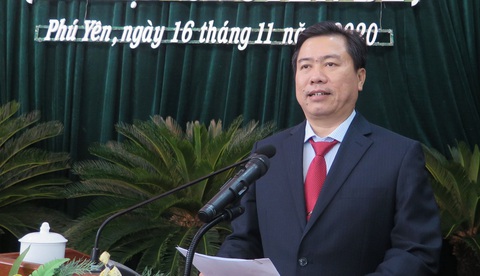Kỷ luật Chủ tịch UBND tỉnh Phú Yên Trần Hữu Thế - Ảnh 1. Kỷ luật Chủ tịch UBND tỉnh Phú Yên Trần Hữu Thế - Ảnh 1.