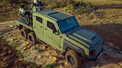 Toyota Land Cruiser độ 6 bánh, bọc thép, có cả máy phóng tên lửa đánh chặn - Ảnh 1. Toyota Land Cruiser độ 6 bánh, bọc thép, có cả máy phóng tên lửa đánh chặn - Ảnh 1.