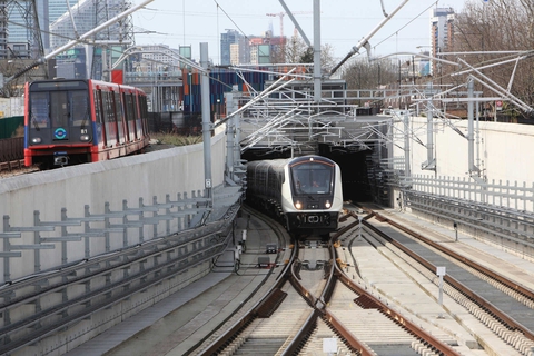 Tuyến tàu điện ngầm 25 tỉ USD: Nhà ga chứa được tòa nhà chọc trời cao nhất London nếu ngả ra đất - Ảnh 1. Tuyến tàu điện ngầm 25 tỉ USD: Nhà ga chứa được tòa nhà chọc trời cao nhất London nếu ngả ra đất - Ảnh 1.