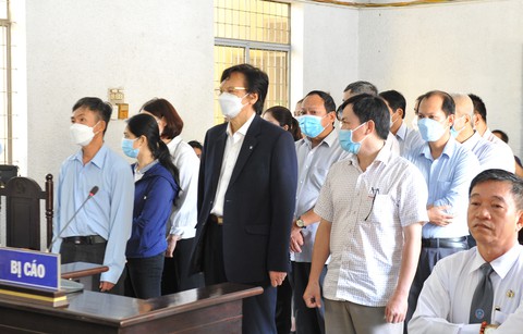 Tòa trả hồ sơ vụ xác định sai nhóm thuốc gây thiệt hại ngân sách tại Sở Y tế Đắk Lắk - Ảnh 1. Tòa trả hồ sơ vụ xác định sai nhóm thuốc gây thiệt hại ngân sách tại Sở Y tế Đắk Lắk - Ảnh 1.