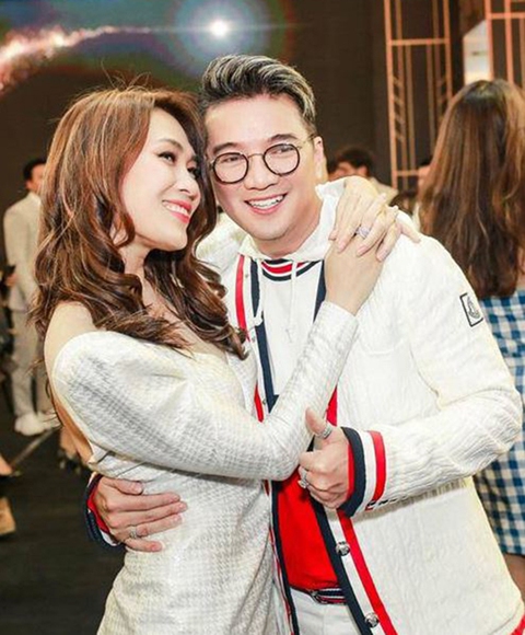 Đàm Vĩnh Hưng khoái chí khi được fan ghép ảnh ‘tình bể bình’ với Mỹ Tâm - Ảnh 8. Đàm Vĩnh Hưng khoái chí khi được fan ghép ảnh ‘tình bể bình’ với Mỹ Tâm - Ảnh 8.