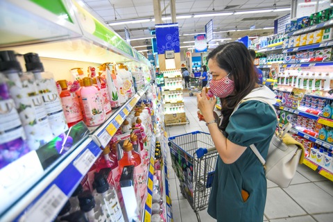 Mua sắm tiết kiệm chờ giá giảm - Ảnh 1. Mua sắm tiết kiệm chờ giá giảm - Ảnh 1.