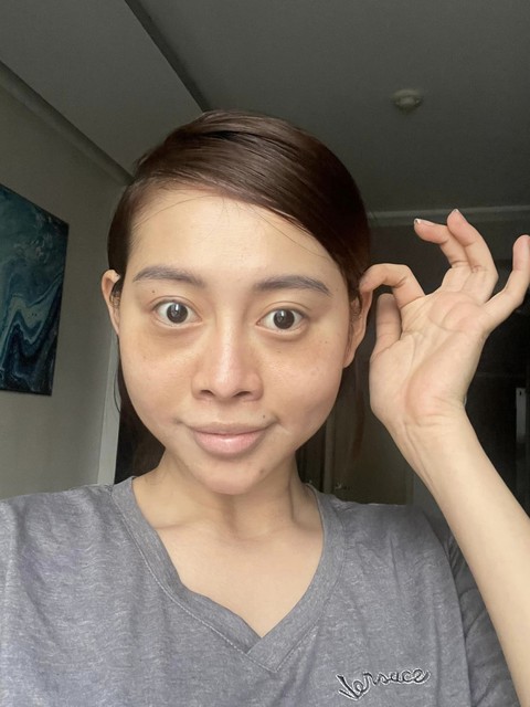 TikToker Việt Phương Thoa khoe mặt mộc lầy lội - Ảnh 2. TikToker Việt Phương Thoa khoe mặt mộc lầy lội - Ảnh 2.